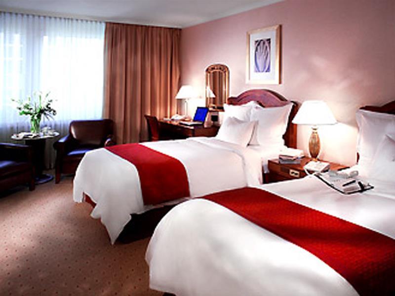 Renaissance Zurich Hotel Opfikon-Glattbrugg 외부 사진